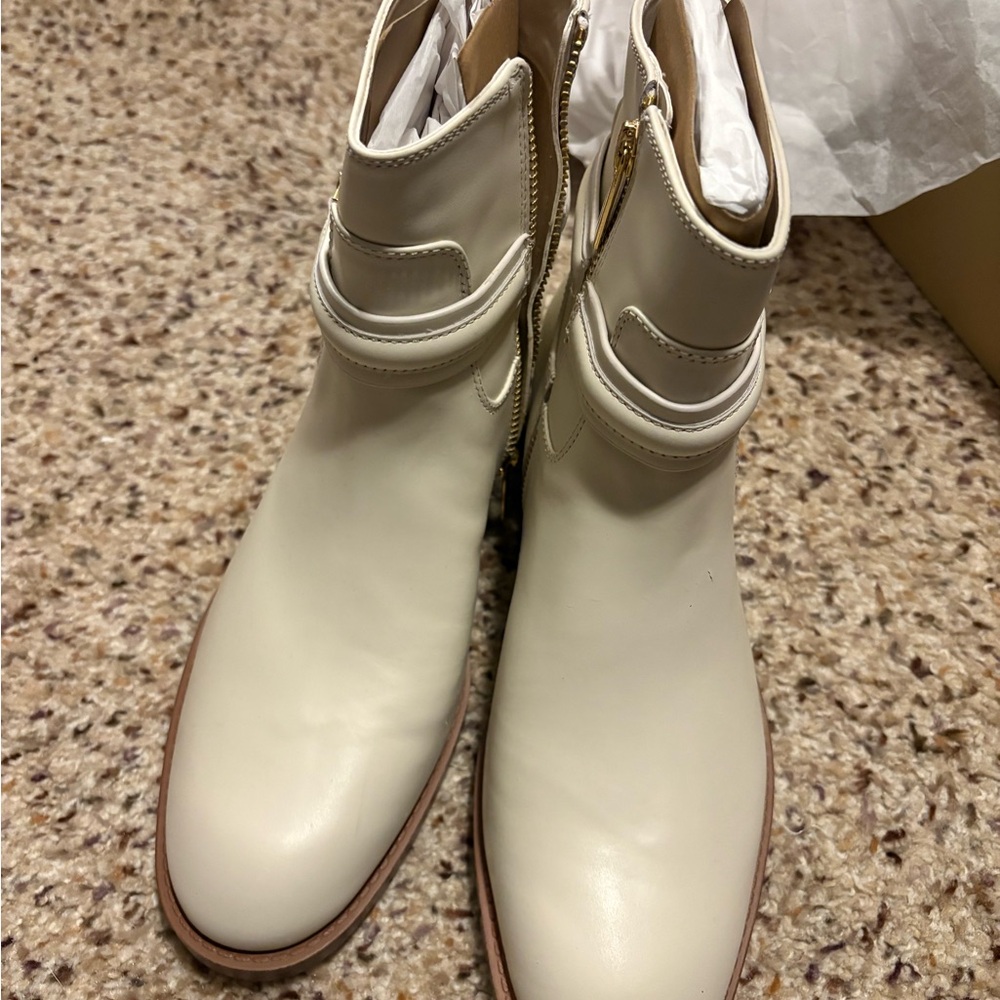 Michael Kors Cream Ankle Boots - Picture 4 of 8